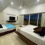 Front Ocean View Penthouse Cartagena