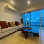 Front Ocean View Penthouse Cartagena