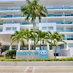 Front Ocean View Penthouse Cartagena