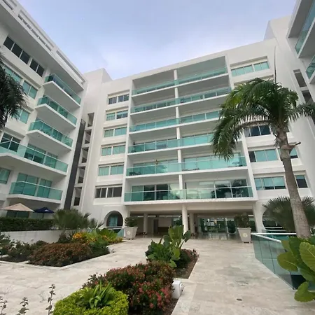 Front Ocean View Penthouse Apartamento *