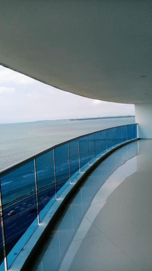 Front Ocean View Penthouse * Cartagena