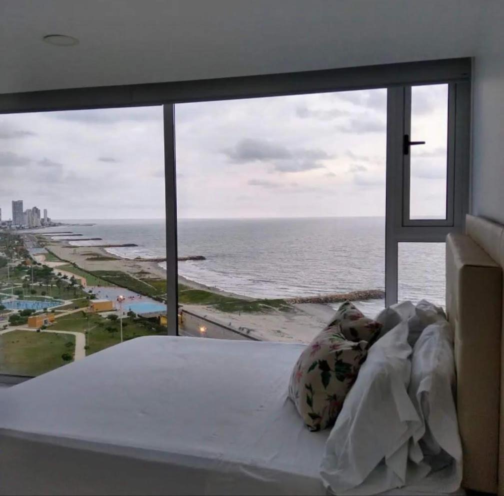 Front Ocean View Penthouse Apartamento