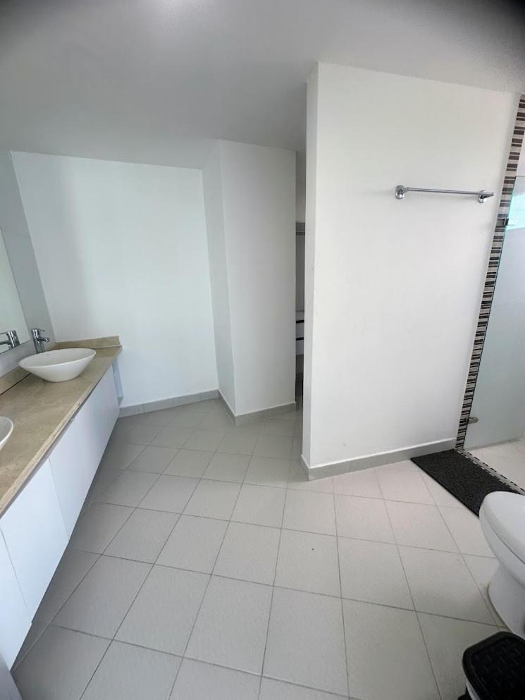 Front Ocean View Penthouse * Cartagena