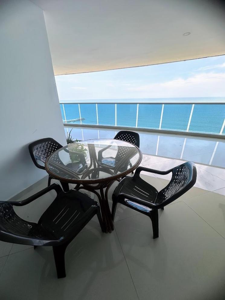 Front Ocean View Penthouse * Cartagena