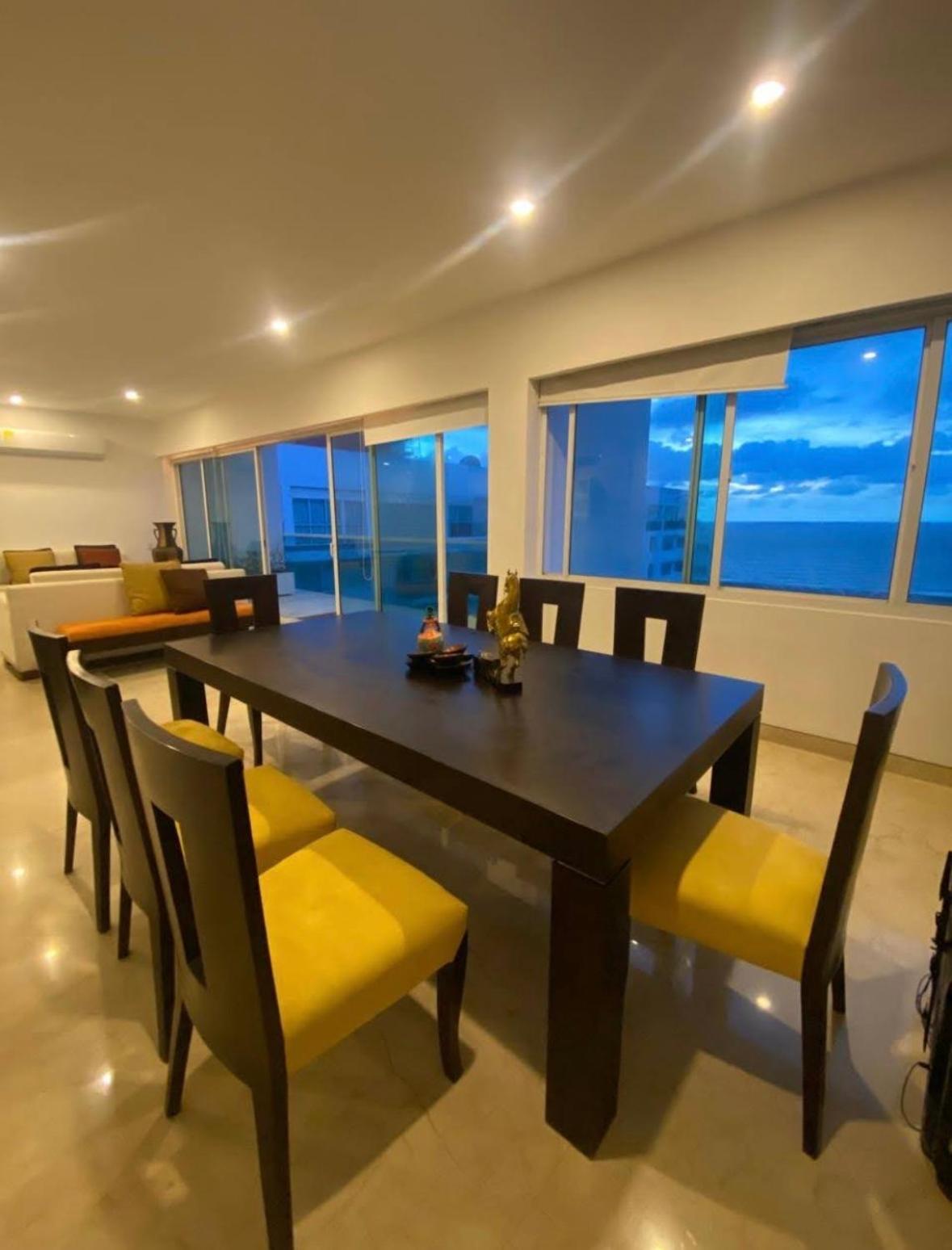 Apartamento Front Ocean View Penthouse
