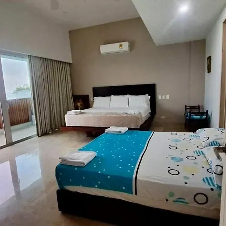 Front Ocean View Penthouse *