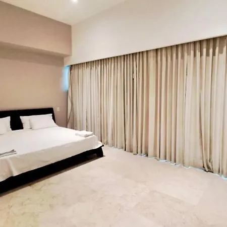 Front Ocean View Penthouse Cartagena